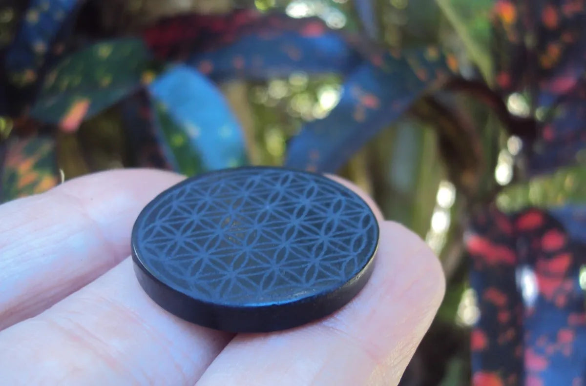 Shungite Phone Plate, FLOWER OF LIFE Mobile Phone EMF Protection Plate 30mm Disk